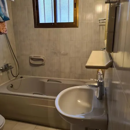 Mecasa House 2 * Polis