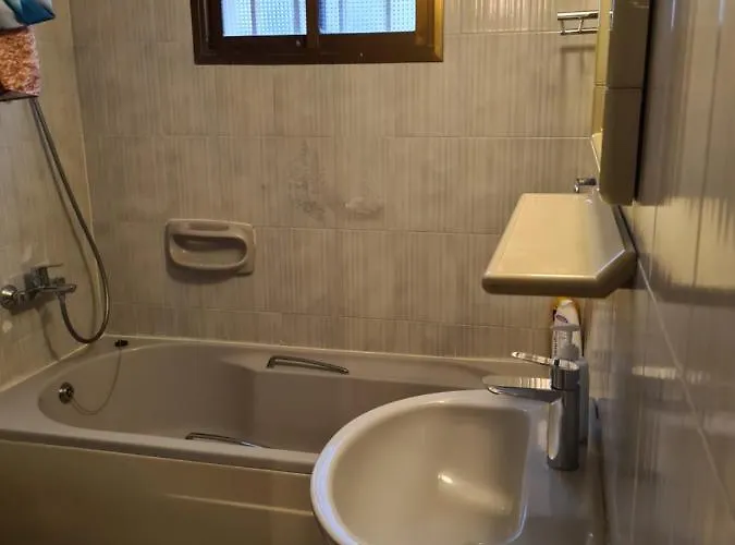 Mecasa House 2 * Polis